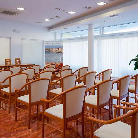 Rotondo Ξενοδοχείο Donji Seget