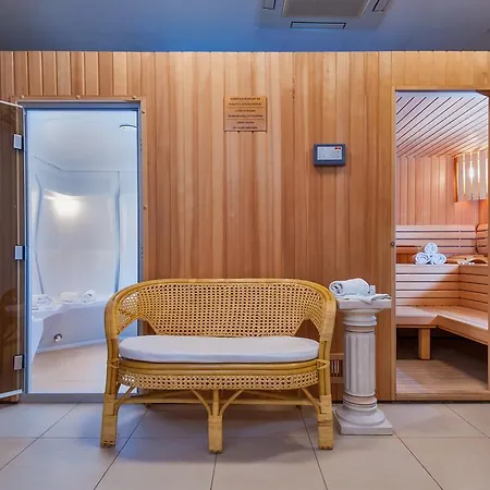 Rotondo 4* Donji Seget