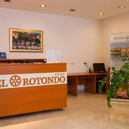 Rotondo 4*