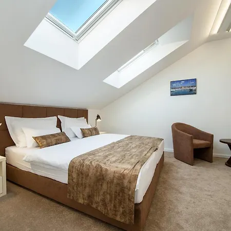 Ξενοδοχείο Rotondo 4*