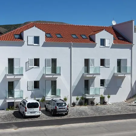 Rotondo 4* سيغيت دونيي