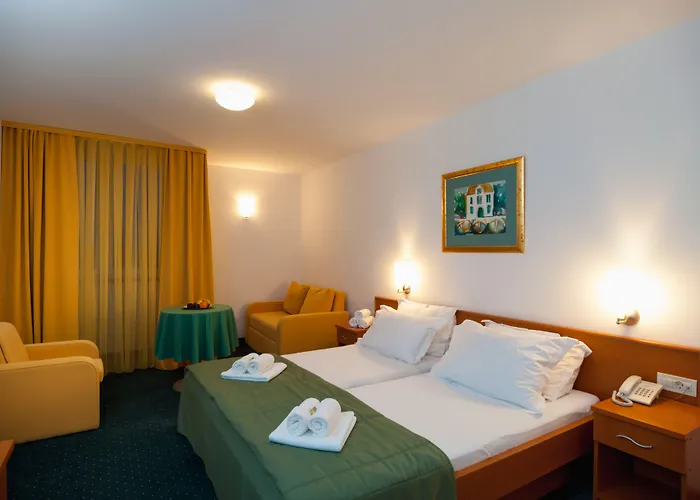 Rotondo Hotel Donji Seget